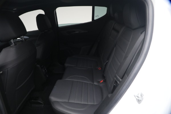 Used 2024 Alfa Romeo Tonale Hybrid Ti for sale $28,900 at Maserati of Westport in Westport CT 06880 17
