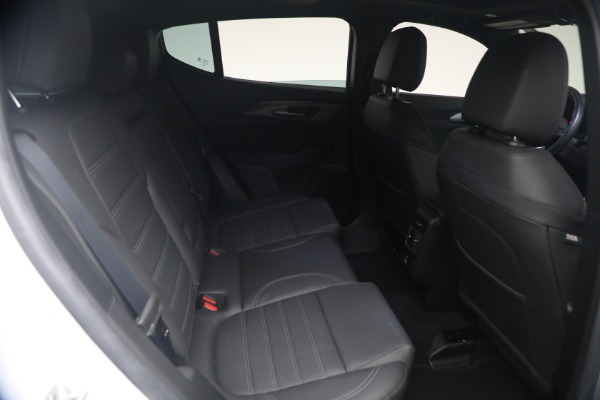 Used 2024 Alfa Romeo Tonale Hybrid Ti for sale $28,900 at Maserati of Westport in Westport CT 06880 18