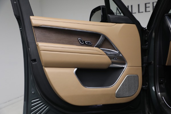 Used 2025 Land Rover Range Rover P530 Autobiography LWB for sale $153,900 at Maserati of Westport in Westport CT 06880 28