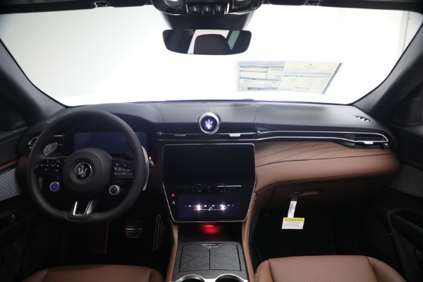 New 2026 Maserati Grecale Modena V6 for sale $96,295 at Maserati of Westport in Westport CT 06880 22