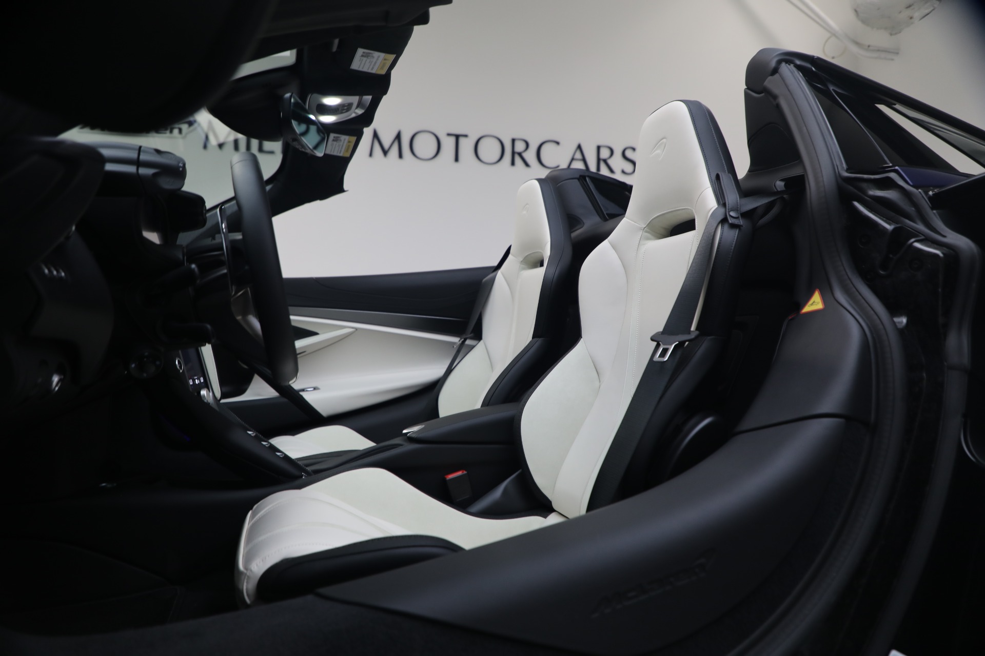 New 2027 McLaren 750S Spider TechLux For Sale (Special Pricing