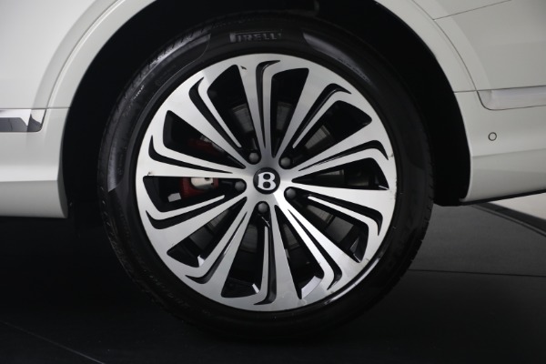Used 2022 Bentley Bentayga V8 for sale $137,900 at Maserati of Westport in Westport CT 06880 15