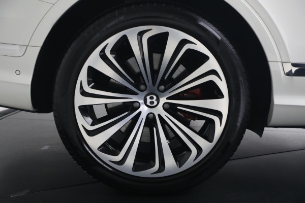 Used 2022 Bentley Bentayga V8 for sale $137,900 at Maserati of Westport in Westport CT 06880 16