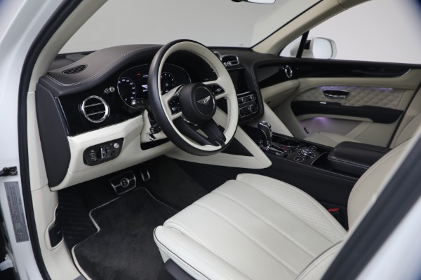 Used 2022 Bentley Bentayga V8 for sale $137,900 at Maserati of Westport in Westport CT 06880 19