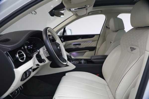 Used 2022 Bentley Bentayga V8 for sale $137,900 at Maserati of Westport in Westport CT 06880 20
