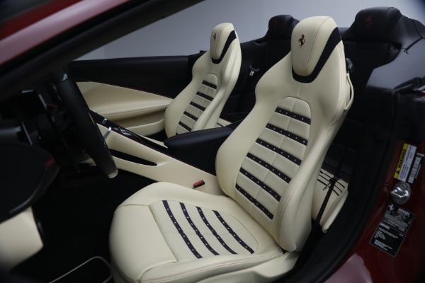 Used 2025 Ferrari Roma Spider for sale $317,900 at Maserati of Westport in Westport CT 06880 13