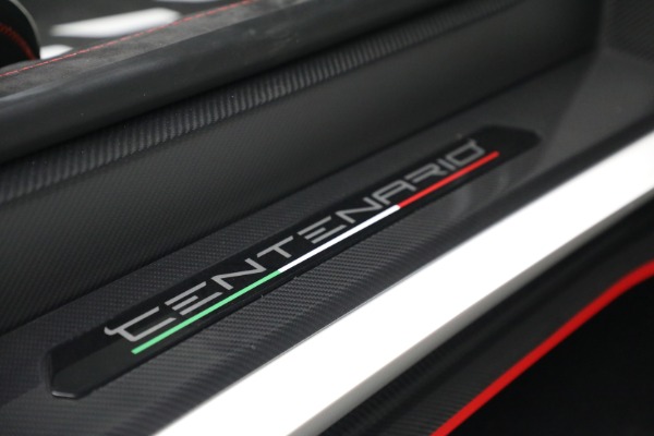 Used 2017 Lamborghini Centenario Roadster for sale $3,995,000 at Maserati of Westport in Westport CT 06880 23