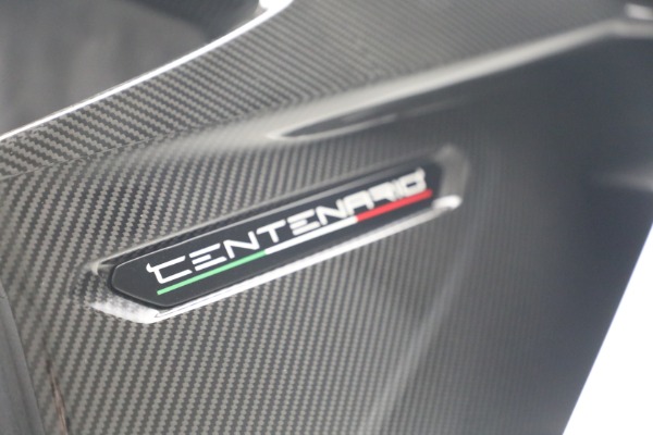 Used 2017 Lamborghini Centenario Roadster for sale $3,995,000 at Maserati of Westport in Westport CT 06880 25