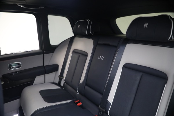 Used 2022 Rolls-Royce Black Badge Cullinan for sale $299,900 at Maserati of Westport in Westport CT 06880 21