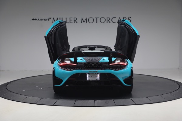 Used 2022 McLaren 765LT Spider for sale $599,900 at Maserati of Westport in Westport CT 06880 17