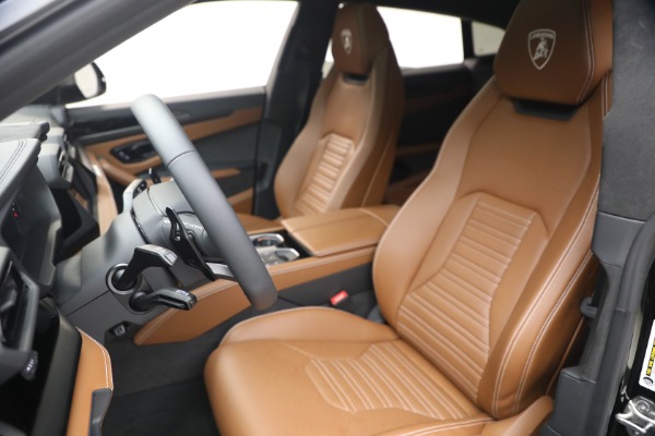Used 2025 Lamborghini Urus SE for sale $305,900 at Maserati of Westport in Westport CT 06880 14