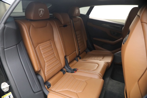 Used 2025 Lamborghini Urus SE for sale $305,900 at Maserati of Westport in Westport CT 06880 23
