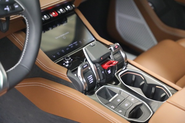 Used 2025 Lamborghini Urus SE for sale $305,900 at Maserati of Westport in Westport CT 06880 26