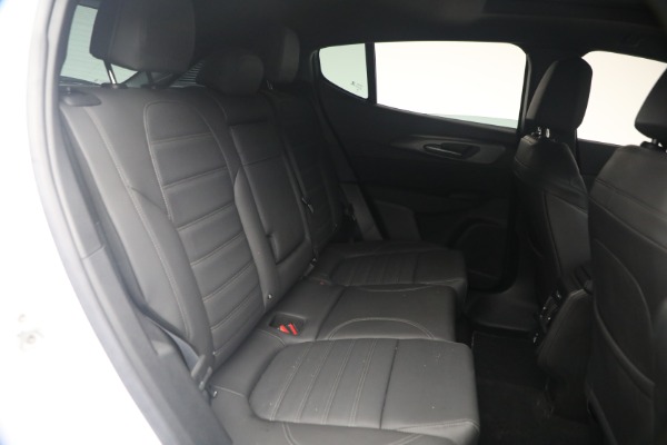 Used 2024 Alfa Romeo Tonale Hybrid Ti for sale $26,900 at Maserati of Westport in Westport CT 06880 19