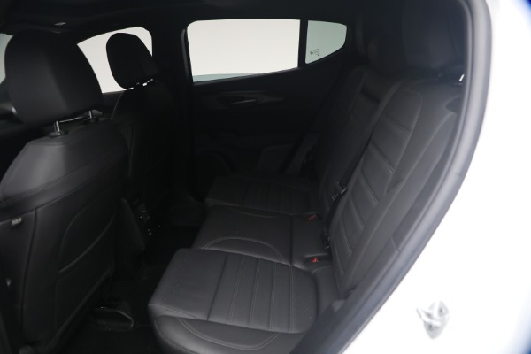 Used 2024 Alfa Romeo Tonale Hybrid Ti for sale $26,900 at Maserati of Westport in Westport CT 06880 21