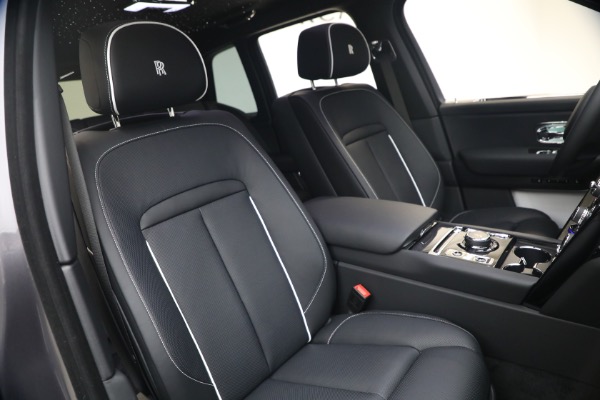 New 2027 Rolls-Royce Black Badge Cullinan for sale $576,350 at Maserati of Westport in Westport CT 06880 19
