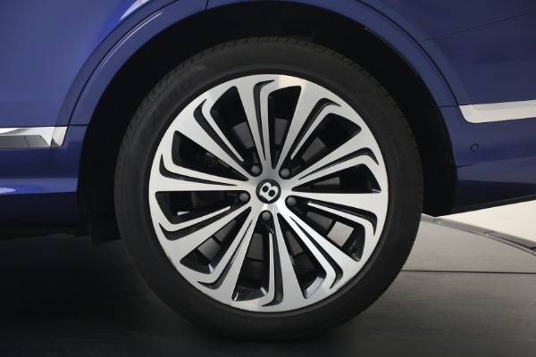 Used 2022 Bentley Bentayga V8 for sale $129,900 at Maserati of Westport in Westport CT 06880 15