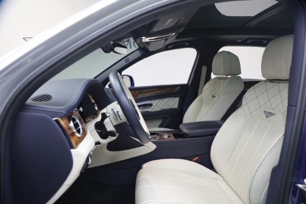 Used 2022 Bentley Bentayga V8 for sale $129,900 at Maserati of Westport in Westport CT 06880 19