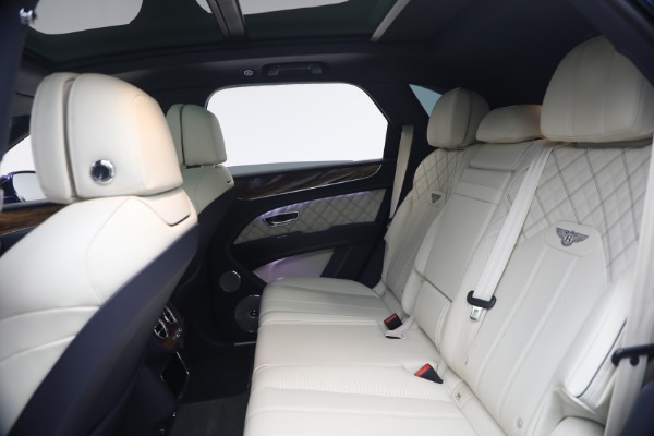 Used 2022 Bentley Bentayga V8 for sale $129,900 at Maserati of Westport in Westport CT 06880 21