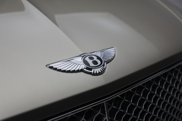Used 2021 Bentley Bentayga V8 for sale $119,900 at Maserati of Westport in Westport CT 06880 13