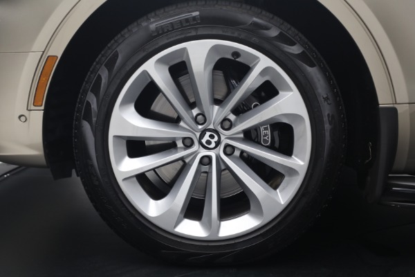 Used 2021 Bentley Bentayga V8 for sale $119,900 at Maserati of Westport in Westport CT 06880 14