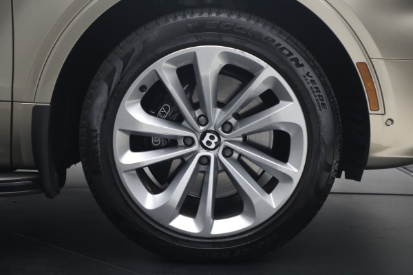 Used 2021 Bentley Bentayga V8 for sale $119,900 at Maserati of Westport in Westport CT 06880 16