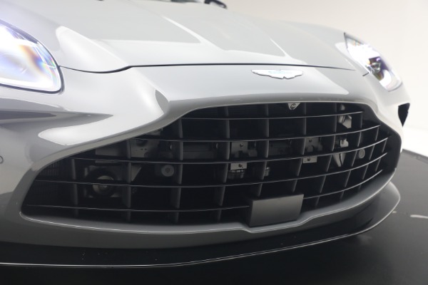 New 2026 Aston Martin Vantage Roadster for sale $263,400 at Maserati of Westport in Westport CT 06880 26