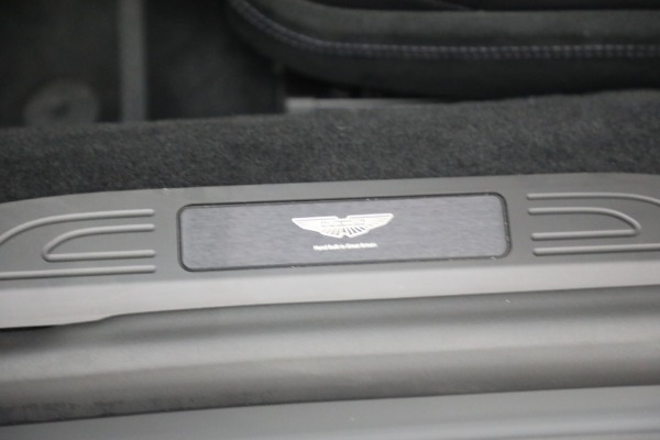 New 2026 Aston Martin Vantage Roadster for sale $263,400 at Maserati of Westport in Westport CT 06880 27