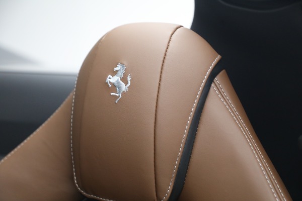 Used 2021 Ferrari 812 GTS for sale $1,039,900 at Maserati of Westport in Westport CT 06880 23