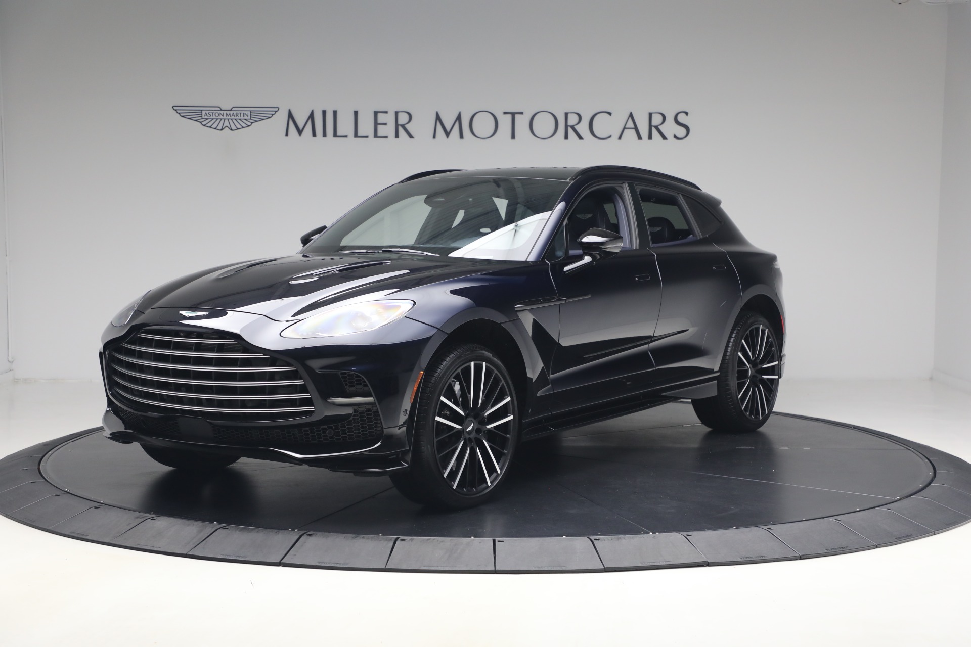Used 2025 Aston Martin DBX 707 for sale $206,900 at Maserati of Westport in Westport CT 06880 1
