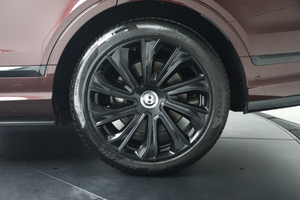 Used 2024 Bentley Bentayga EWB Mulliner V8 for sale $224,900 at Maserati of Westport in Westport CT 06880 15
