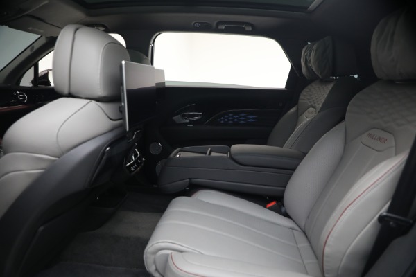 Used 2024 Bentley Bentayga EWB Mulliner V8 for sale $224,900 at Maserati of Westport in Westport CT 06880 23
