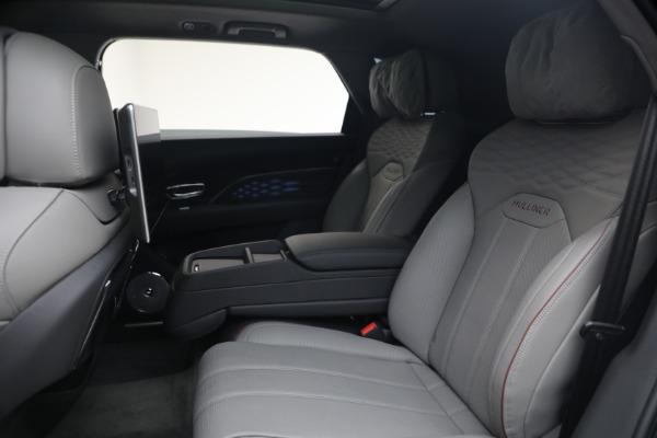 Used 2024 Bentley Bentayga EWB Mulliner V8 for sale $224,900 at Maserati of Westport in Westport CT 06880 24