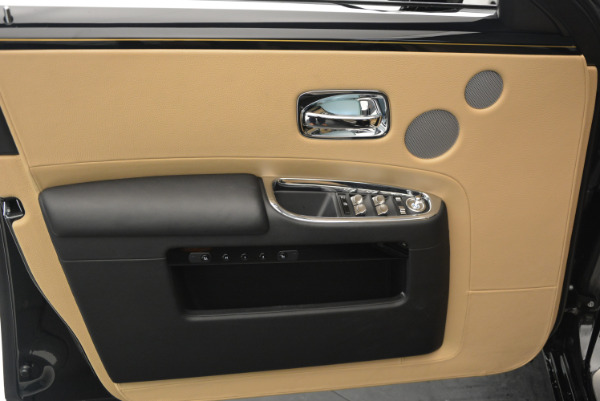 Used 2016 Rolls-Royce Ghost for sale Sold at Maserati of Westport in Westport CT 06880 17