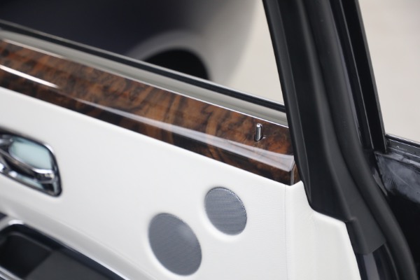 Used 2014 Rolls-Royce Ghost for sale $139,900 at Maserati of Westport in Westport CT 06880 19