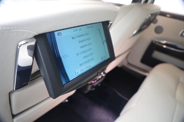 Used 2014 Rolls-Royce Ghost for sale $139,900 at Maserati of Westport in Westport CT 06880 21