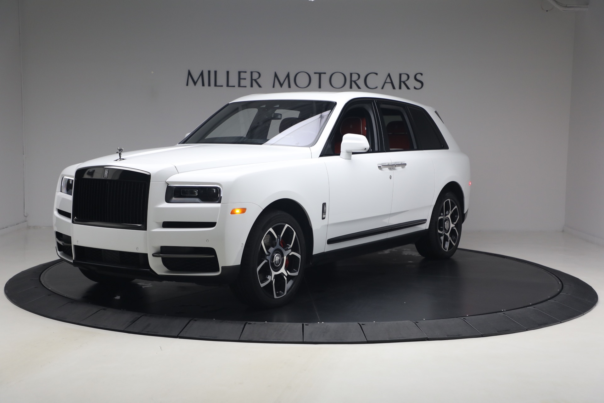 Used 2021 Rolls-Royce Black Badge Cullinan for sale $289,900 at Maserati of Westport in Westport CT 06880 1