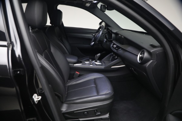 Used 2022 Alfa Romeo Stelvio TI for sale $27,900 at Maserati of Westport in Westport CT 06880 16