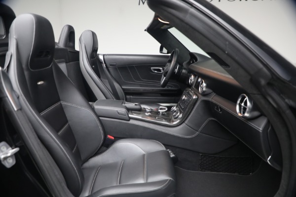Used 2012 Mercedes-Benz SLS AMG for sale $139,900 at Maserati of Westport in Westport CT 06880 16