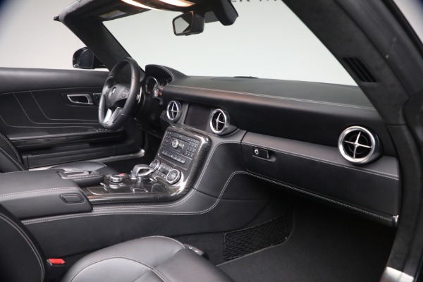 Used 2012 Mercedes-Benz SLS AMG for sale $139,900 at Maserati of Westport in Westport CT 06880 18