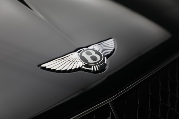 New 2026 Bentley Bentayga V8 for sale $244,330 at Maserati of Westport in Westport CT 06880 13