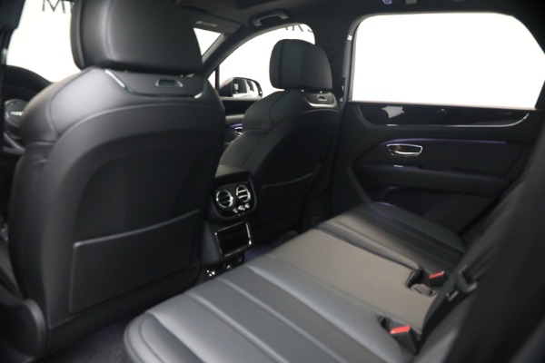 New 2026 Bentley Bentayga V8 for sale $244,330 at Maserati of Westport in Westport CT 06880 22