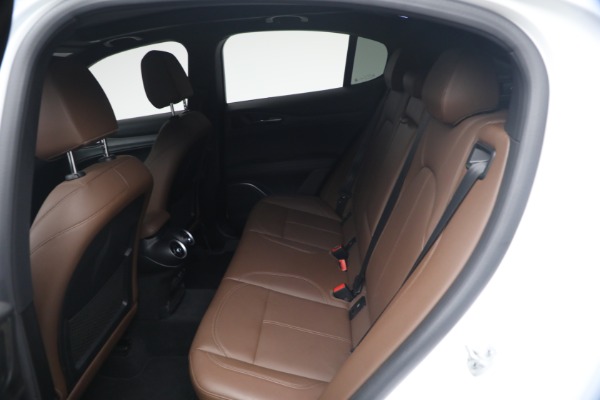 Used 2023 Alfa Romeo Stelvio Ti for sale $32,900 at Maserati of Westport in Westport CT 06880 15