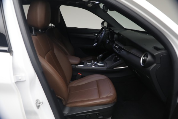 Used 2023 Alfa Romeo Stelvio Ti for sale $32,900 at Maserati of Westport in Westport CT 06880 16