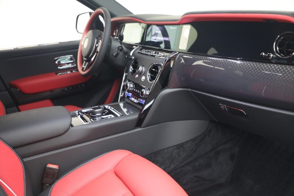 New 2027 Rolls-Royce Black Badge Cullinan for sale $569,350 at Maserati of Westport in Westport CT 06880 18