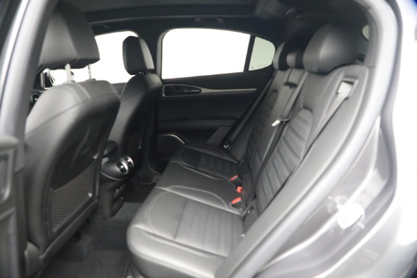 Used 2023 Alfa Romeo Stelvio Veloce for sale $34,900 at Maserati of Westport in Westport CT 06880 17