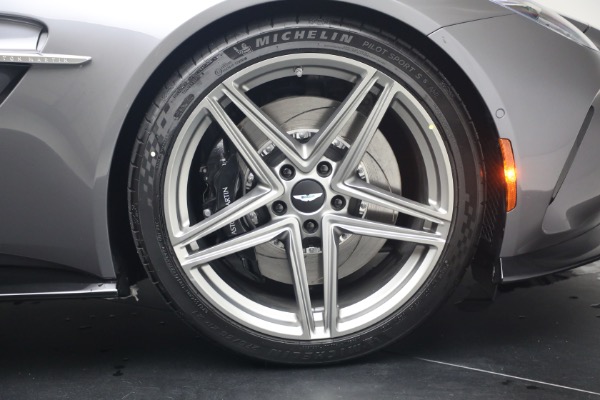 New 2026 Aston Martin Vantage S Roadster for sale $277,680 at Maserati of Westport in Westport CT 06880 27