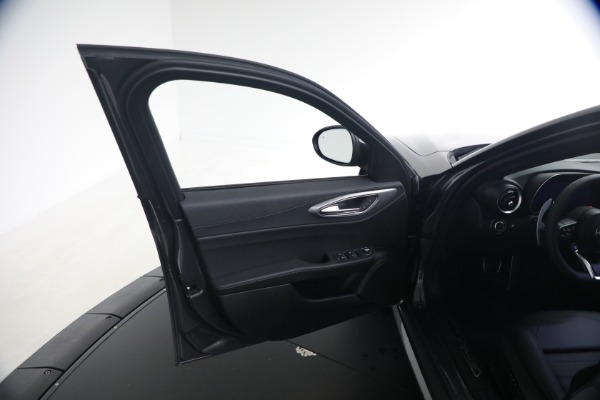 New 2026 Alfa Romeo Giulia Veloce for sale $55,815 at Maserati of Westport in Westport CT 06880 23