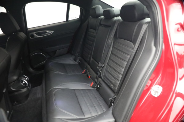 Used 2023 Alfa Romeo Giulia Veloce for sale $33,900 at Maserati of Westport in Westport CT 06880 20