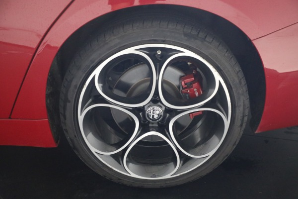 Used 2023 Alfa Romeo Giulia Veloce for sale $33,900 at Maserati of Westport in Westport CT 06880 23